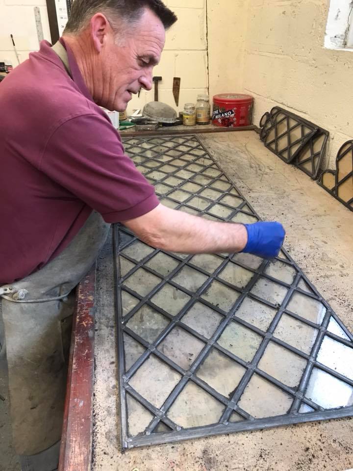 Glass and glazing services, glass repairs, glass replacement